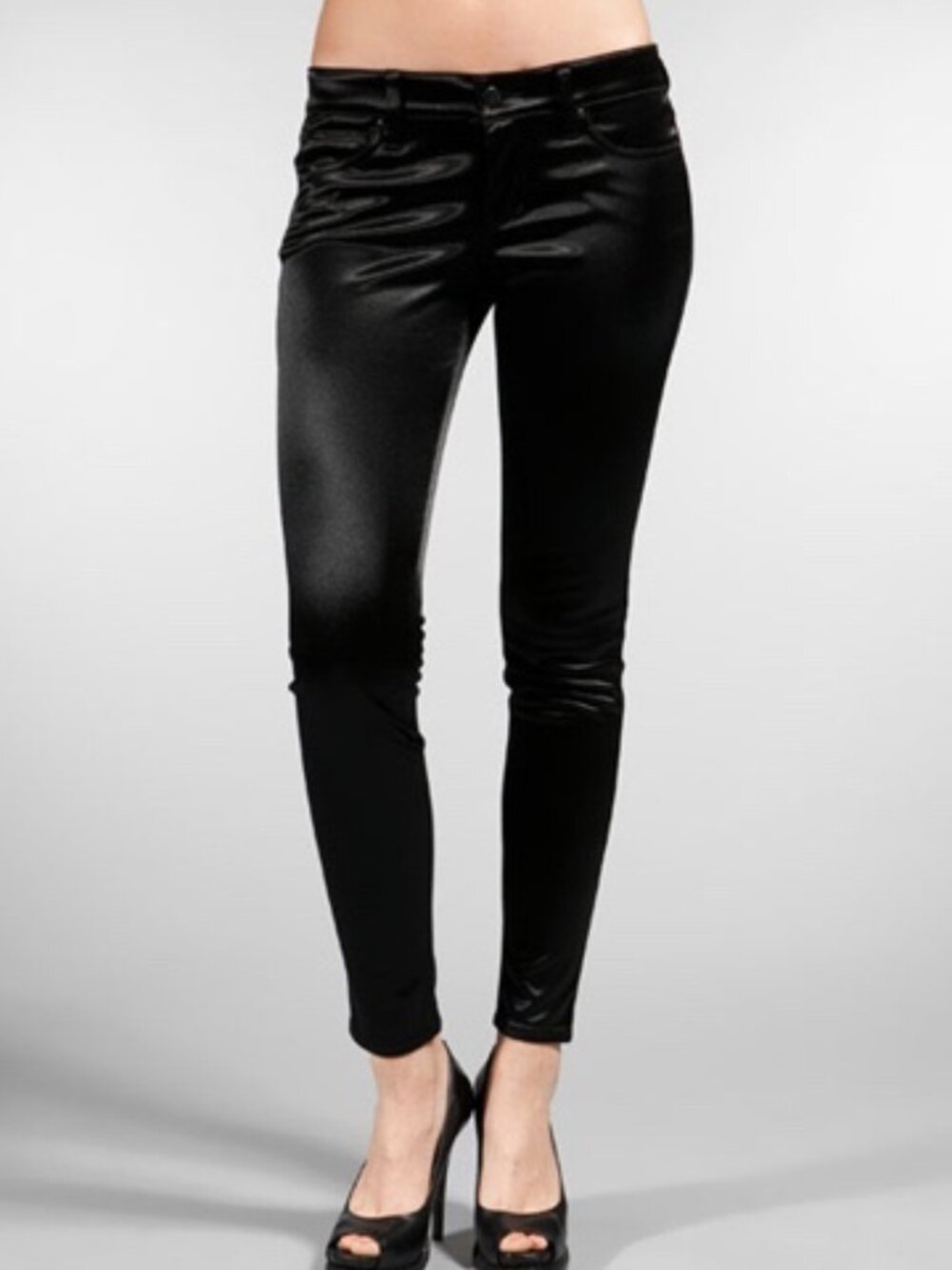 Joe’s Jeans The Chelsea Ankle Ultra Slim Fit Pants